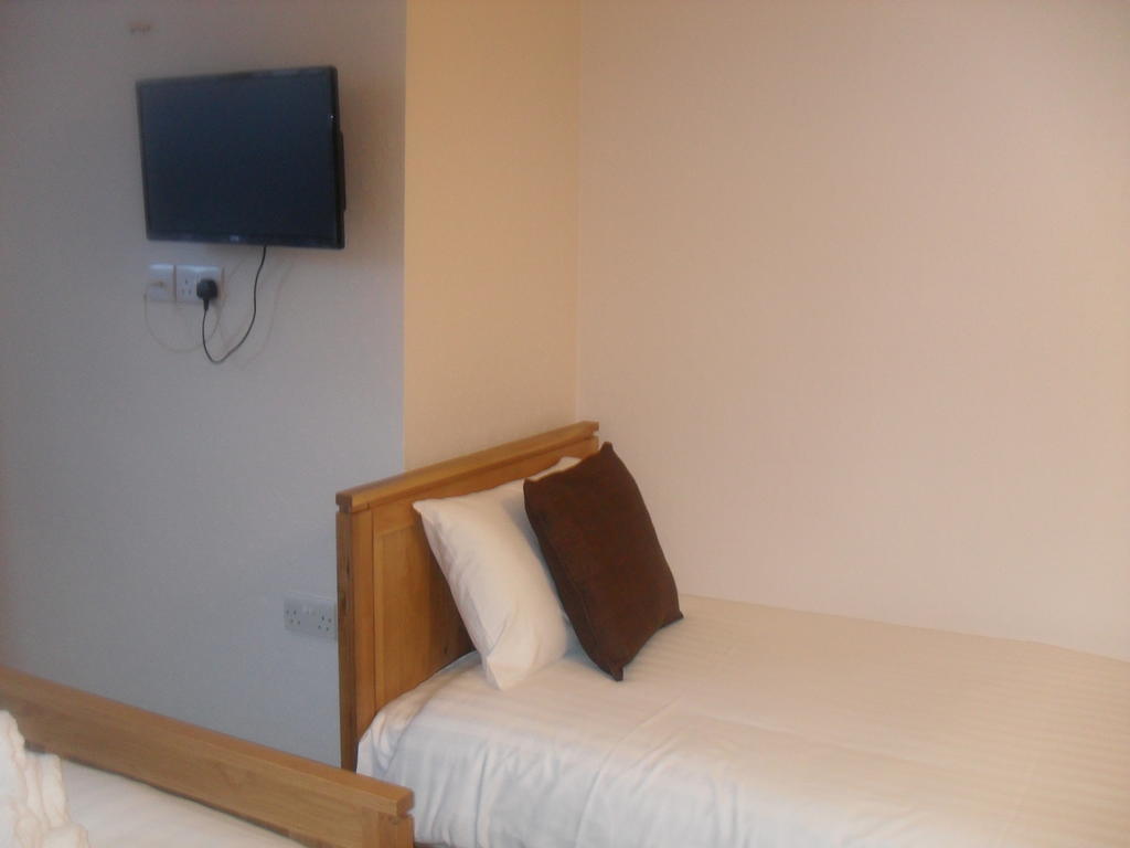 Albany Guest House Бат Номер фото